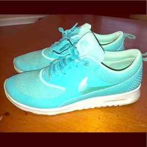 Beautiful Turquoise Nike Air Max Thea sneaker